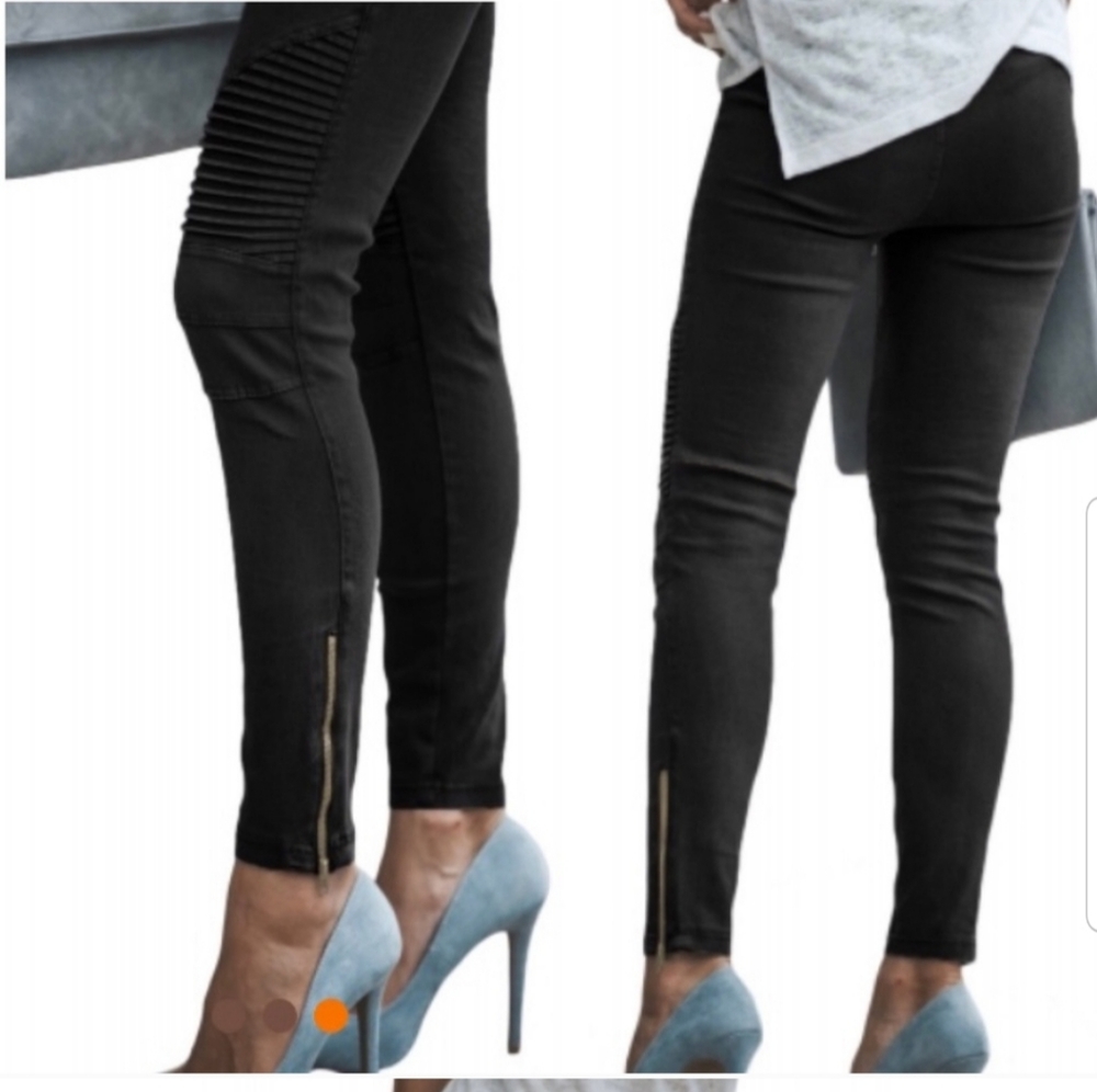 NWT Black Piper Moto Jeggings